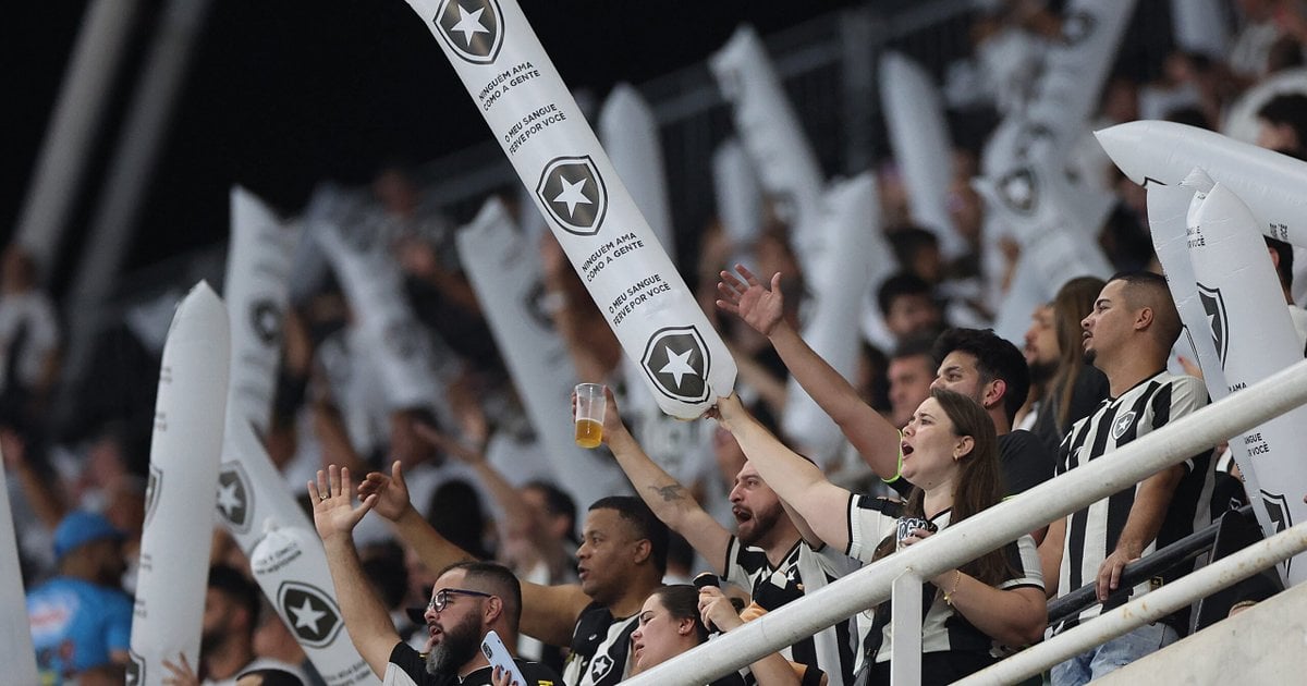 Procura de ingressos para Botafogo x Vasco, pelo Campeonato Brasileiro, está ‘abaixo do normal’