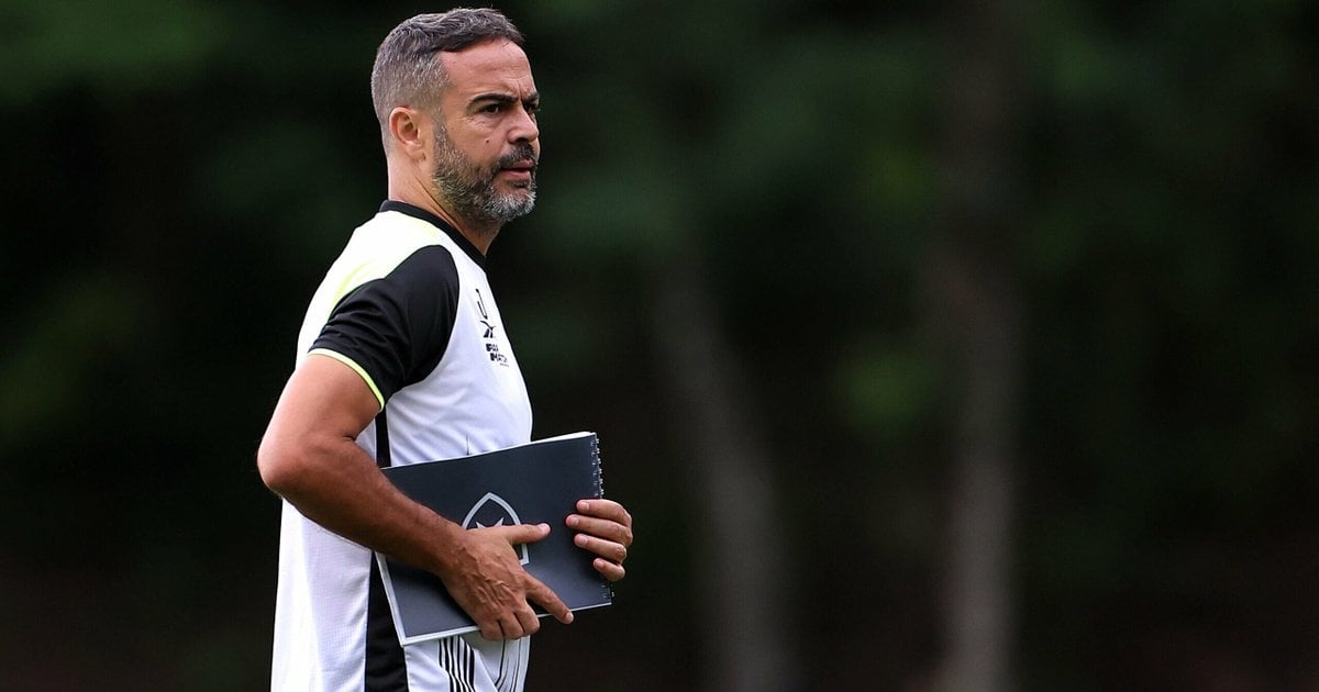 Jornal: Artur Jorge mostrou sondagem à direção do Botafogo em outubro e ainda não aceitou oferta do Catar; John Textor ‘estica a corda’