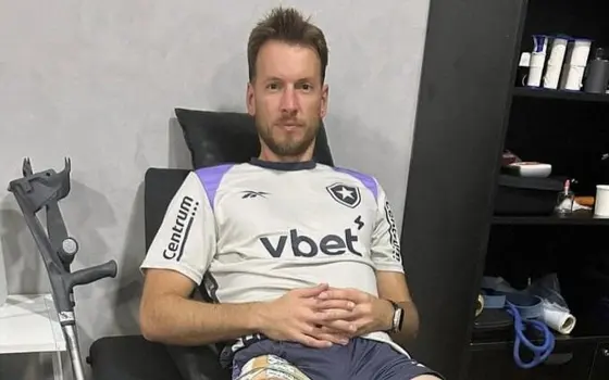 Neto durante partida do Botafogo contra o Vasco