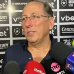 John Textor em coletiva do Botafogo