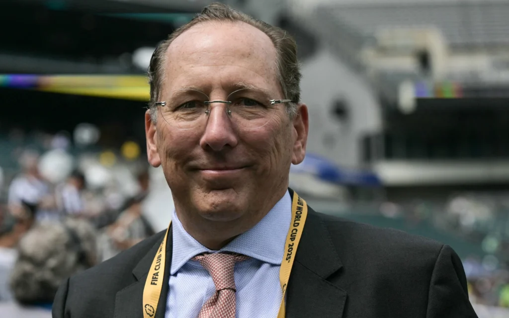 CFO do Botafogo visita John Textor em Miami