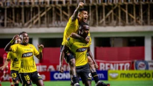 Barcelona elimina Argentinos nos pênaltis e será adversário do Botafogo na Pré-Libertadores.