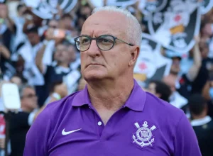 Dorival Júnior iguala Felipão na Copa do Brasil