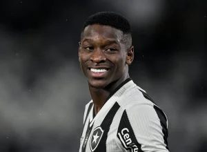 Luiz Henrique Brilha com Gol no Zenit