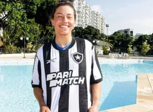 Ana Sátila competiu pelo Botafogo em eventos nacionais e internacionais.