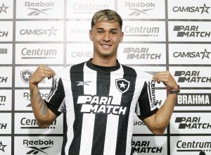 Mateo Ponte apresentado oficialmente como jogador do Botafogo