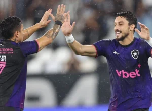 Botafogo na Terceira Prateleira do Brasileirão 2026? Programa SporTV levanta debate sobre incertezas na SAF de John Textor