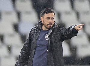 Jogadores do Botafogo em treino antes de enfrentar o Atlético-MG