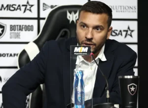 Botafogo, transfer ban, futebol carioca, vendas de jogadores